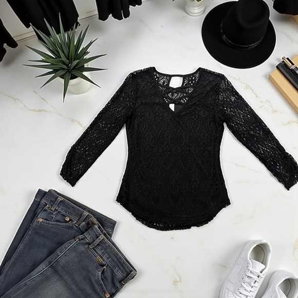 No Boundaries Tops - No Boundaries Black Lace Long Sleeve Top Criss Cross V Neck Blouse Size M‎